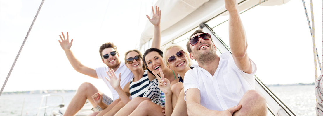 progulka-na-yaxte-v-dubai